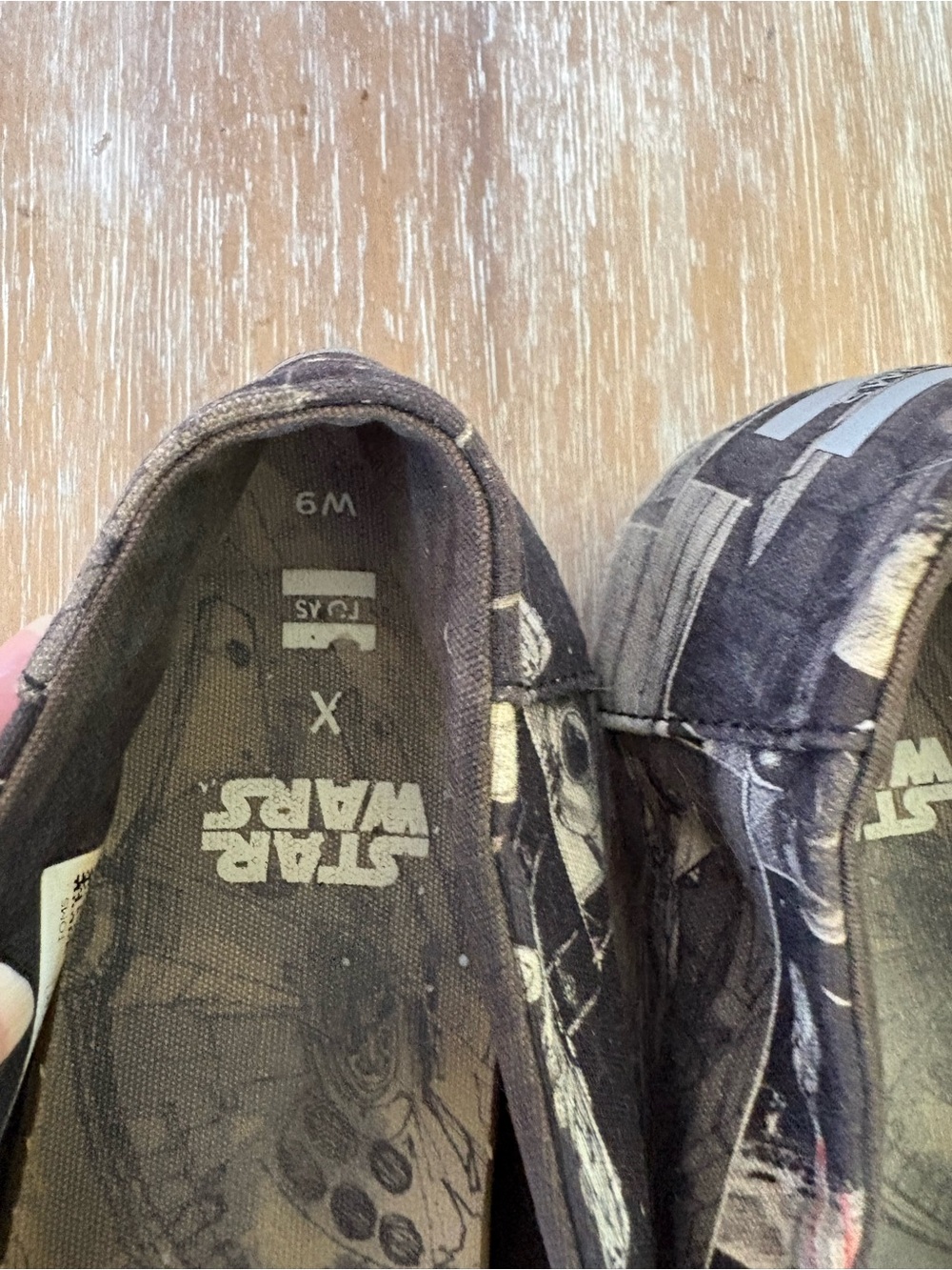 Star Wars Women’s Slip-On Canvas Shoes in Black, Beige & Orange Accent - Picture 4 of 7